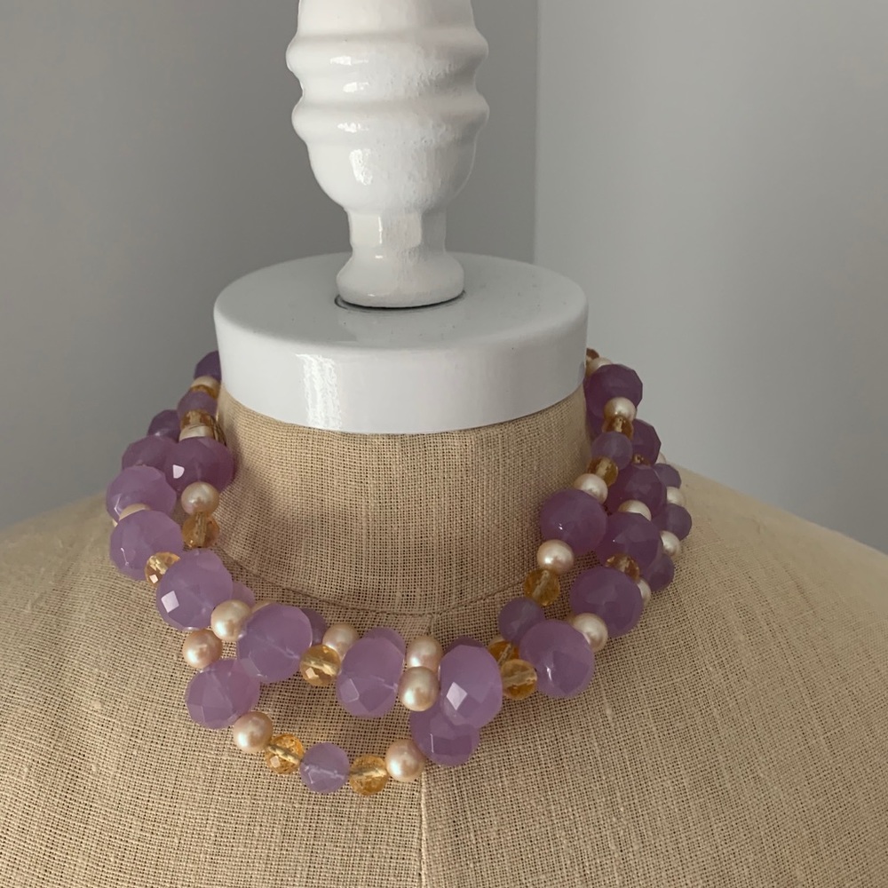 Statement necklace